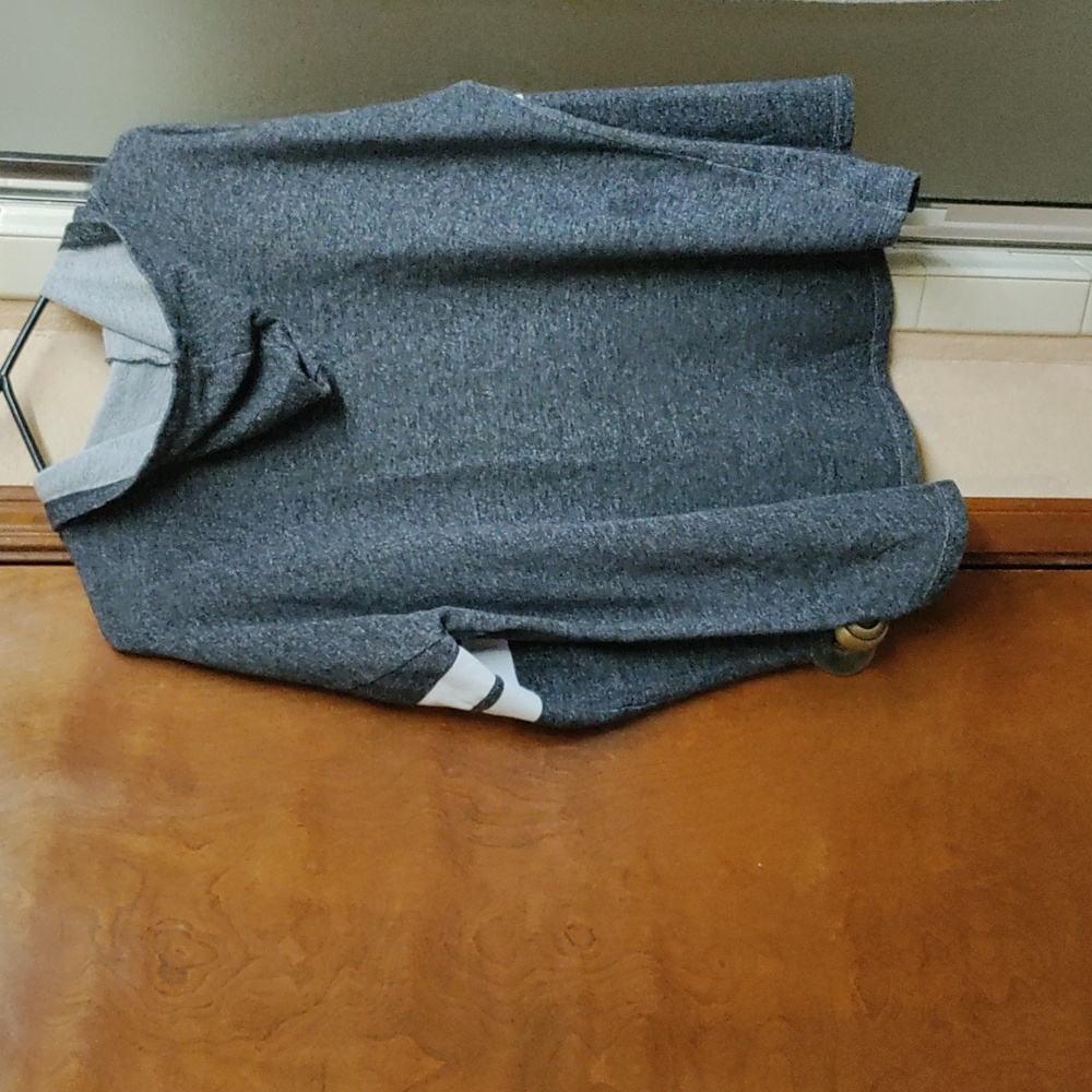 🩶 Just Be Marled Charcoal Grey Hoodie - Picture 3 of 6